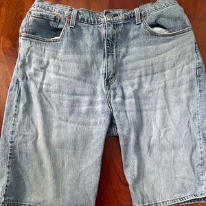 Levi’s 569 faded jean shorts